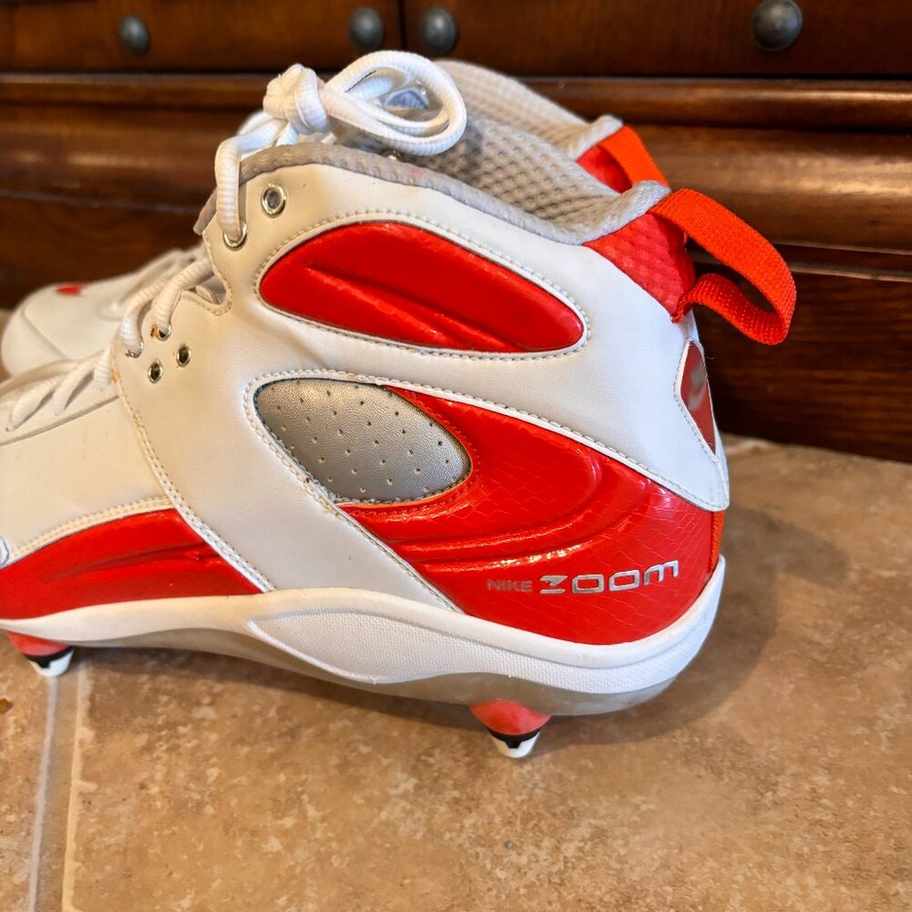 Nike Zoom Men's Dri-Fit Colorblock Orange and White Football Cleats Size 12.5